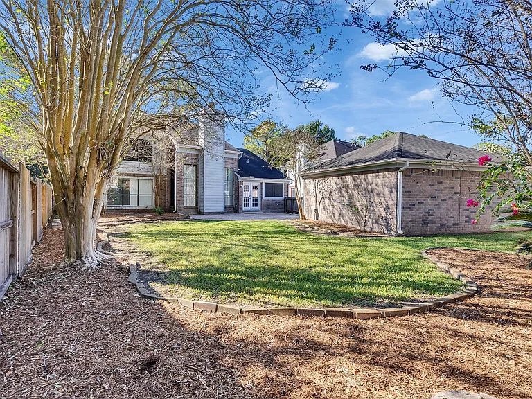 2108 Autumn Cove Dr — Photo 42