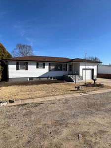 420 Canterbury Dr, Hays, KS, 67601