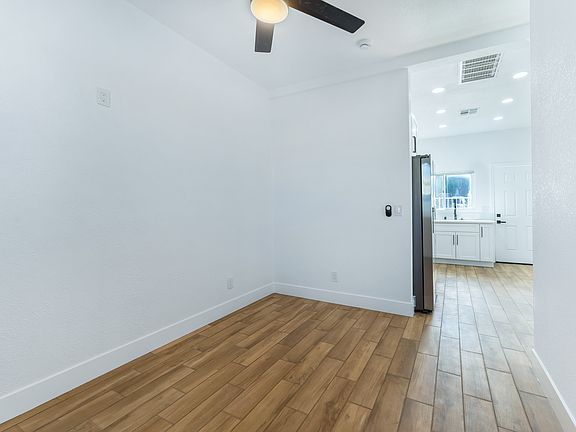 4th image of 89 E Texas Ave #C