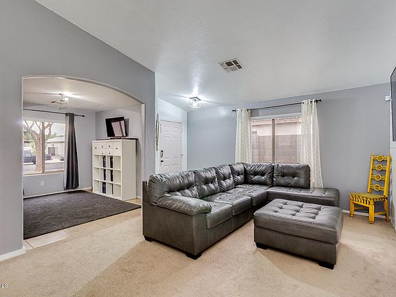 5th image of 8943 E Birchwood Cir