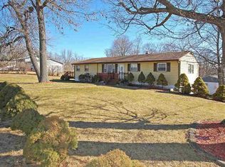 2 Oakwood Dr, Wappingers Falls, NY 12590