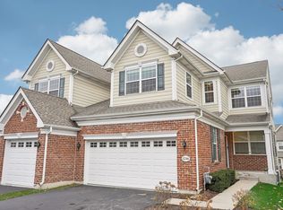 1246 Falcon Ridge Dr, Elgin, IL 60124