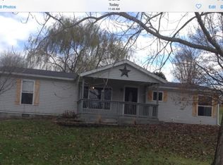 205 Sunset Dr, Aurora, IN 47001