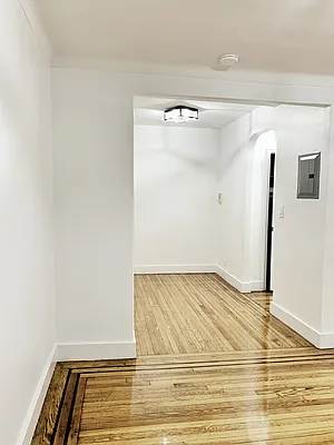 Rented by Shamco Management Corp | media 10