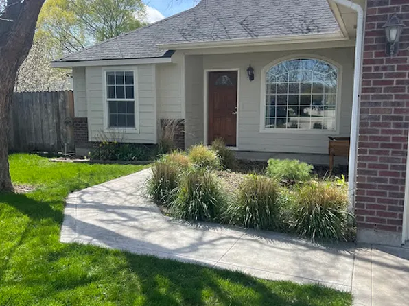 2201 E Royal Ave, Nampa, ID 83686