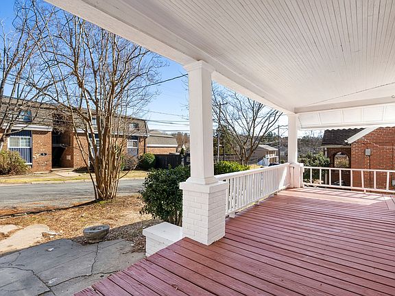 2nd image of 712 Underwood Ave