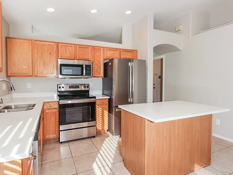 8523 N Cantora Way — Photo 10