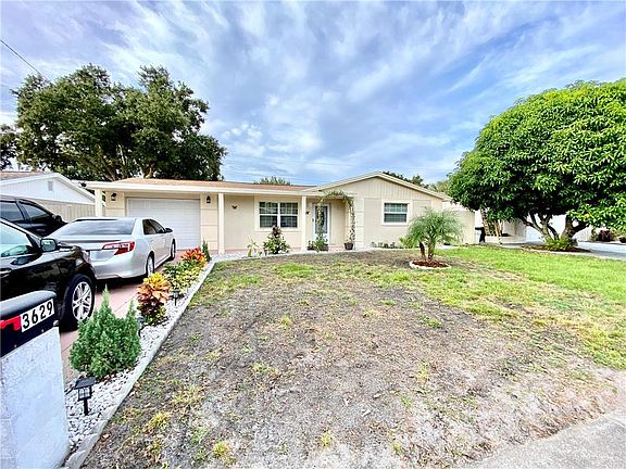 2nd image of 3629 Oxford Dr