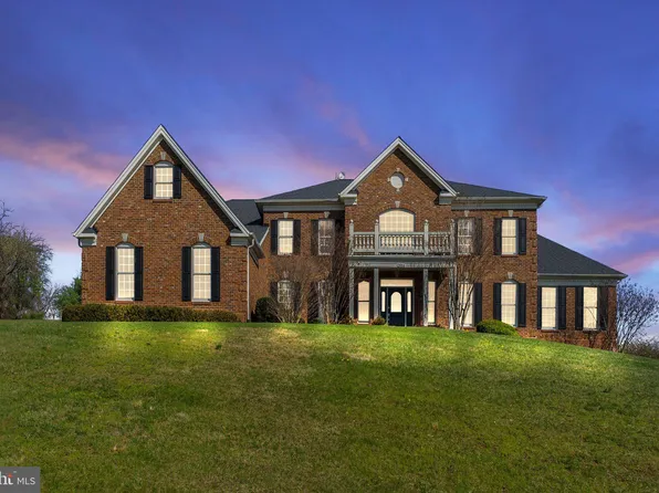 15064 Barlow Dr, Waterford, VA 20197