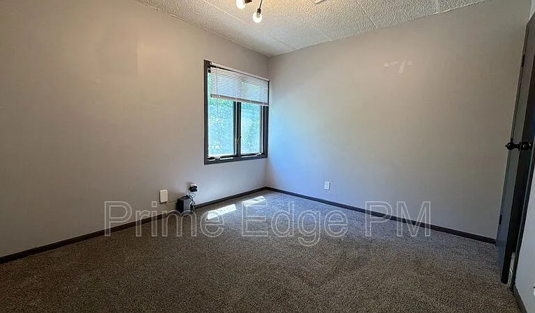 2343 B St #9 — Photo 22