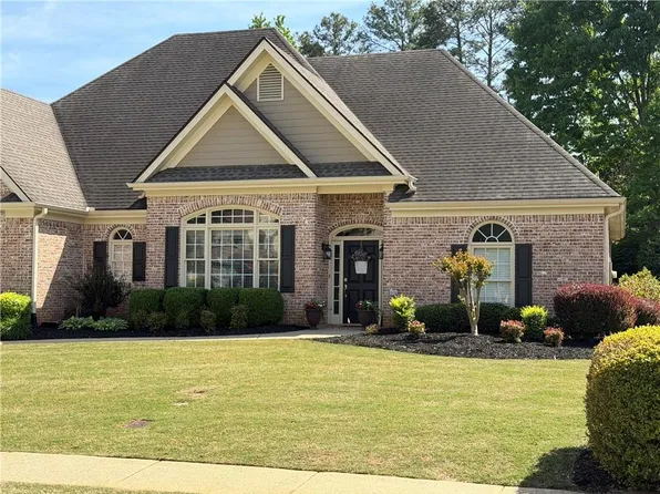 615 River Valley Dr, Dacula, GA 30019