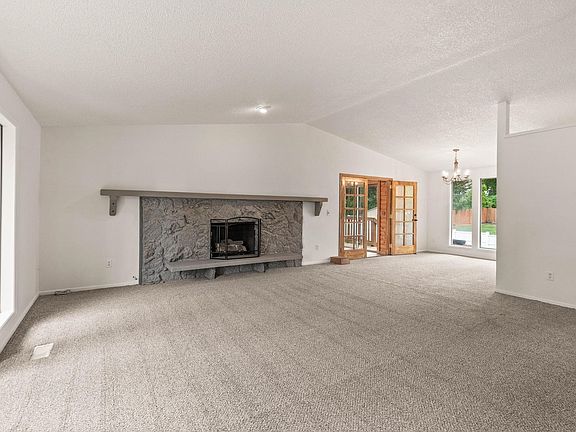 4th image of 5806 W Pacific Park Dr