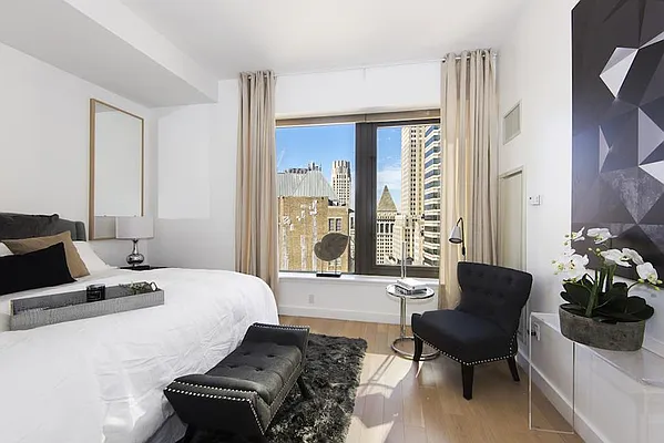 Rented by Domus Realty | media 37