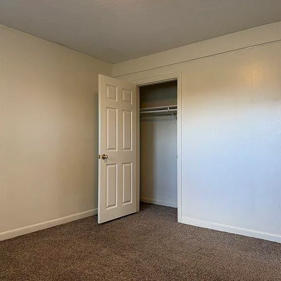 49 Sumner St #4 — Photo 6