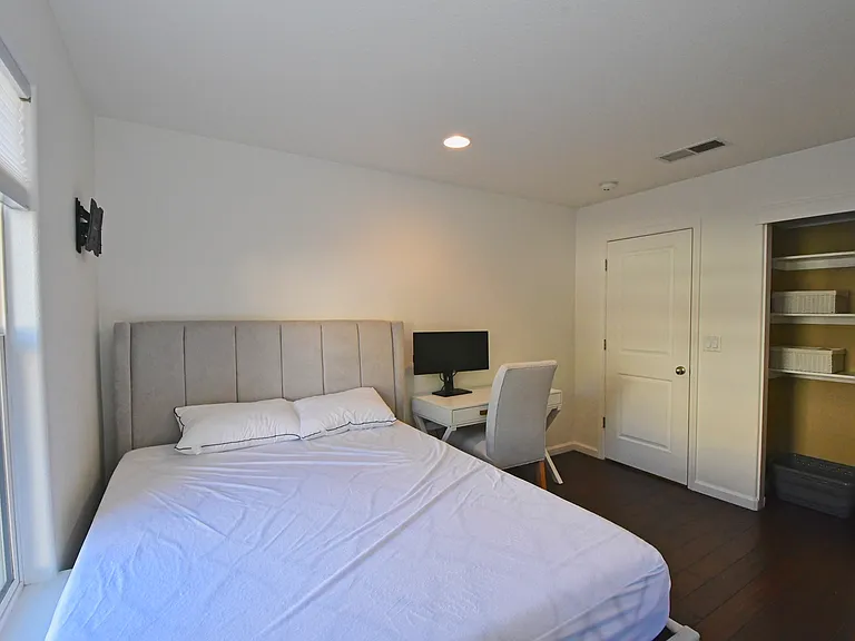 1616 Spicewood Cir — Photo 13
