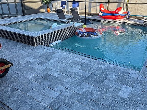 2nd image of 3438 Zoratoa Ave