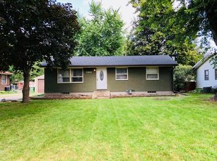 1414 Hillcrest Ave, Worthington, MN 56187