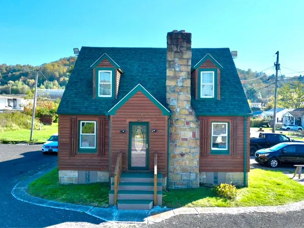 200 Oakvale Rd, Princeton, WV 24740
