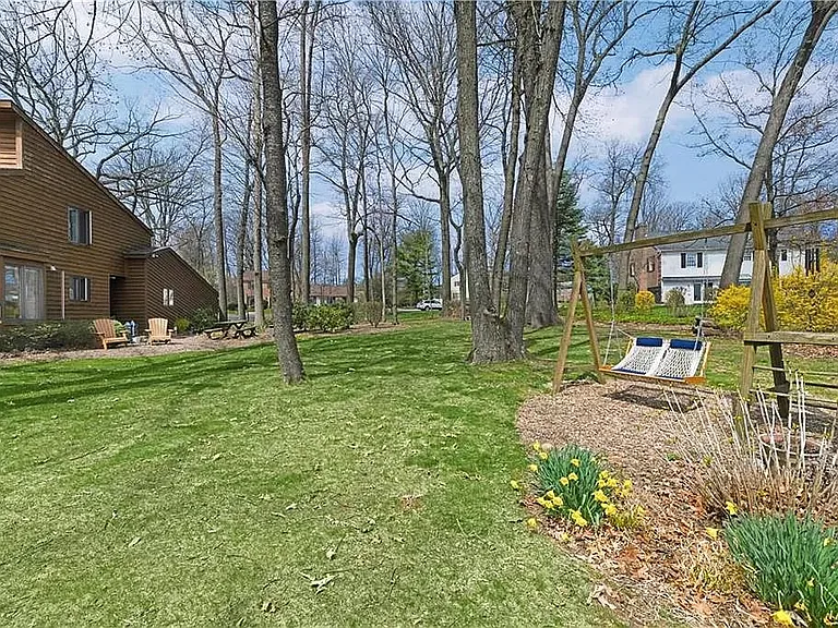5218 Foxcroft Dr — Photo 20