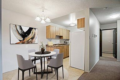 1st image of 1415 McKercher Dr #3