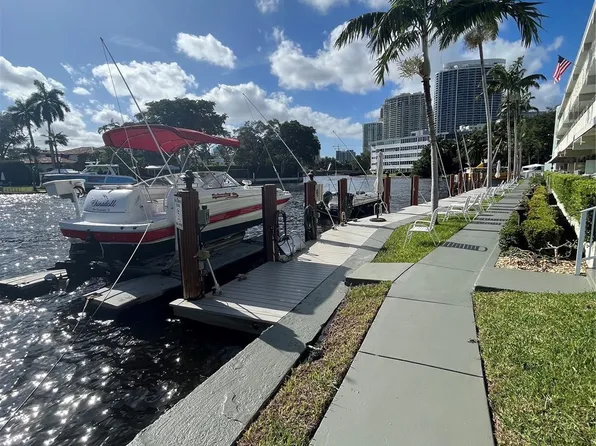 1000 SE 4th Street #304, Fort Lauderdale, FL 33301