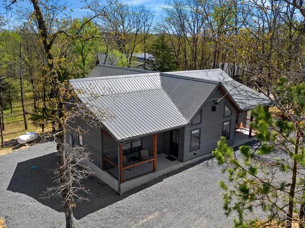 772 Hickory Post Rd, Broken Bow, OK 74728