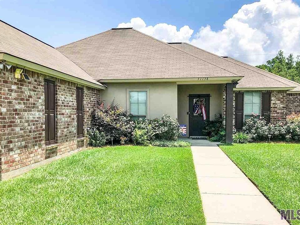 1st image of 31138 Cross Bow Dr