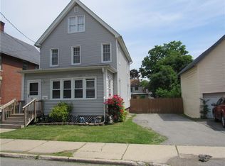 17 Little Ave, Middletown, NY 10940