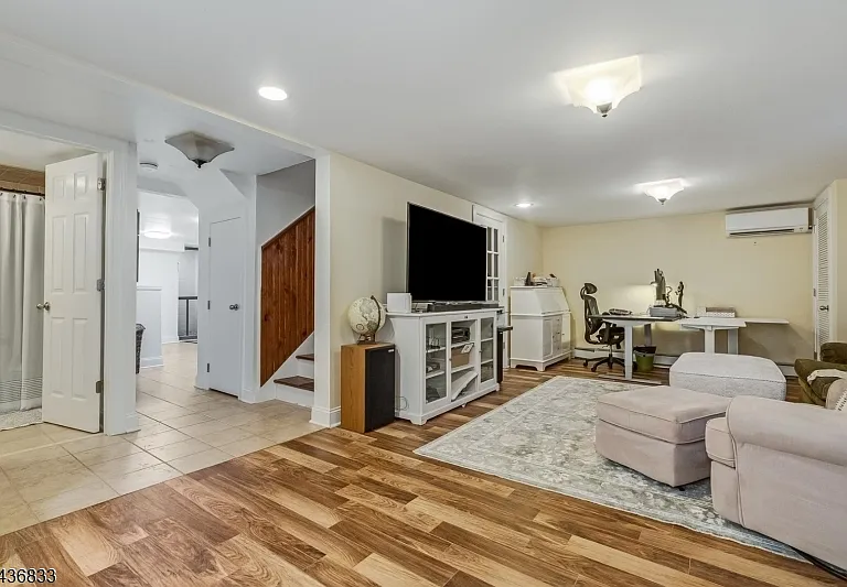 4 Hillcrest Ave — Photo 15