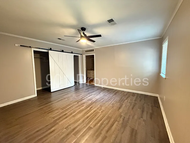 4850 Flamingo Rd — Photo 9