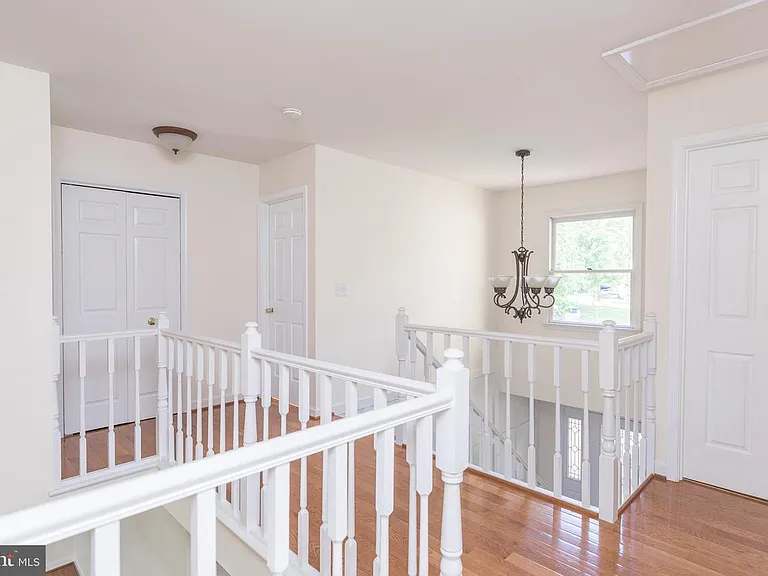 1950 Kathy Ct — Photo 11