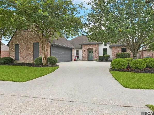 4089 Shady Ridge Dr, Zachary, LA 70791