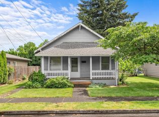 225 W Berkeley St, Gladstone, OR 97027
