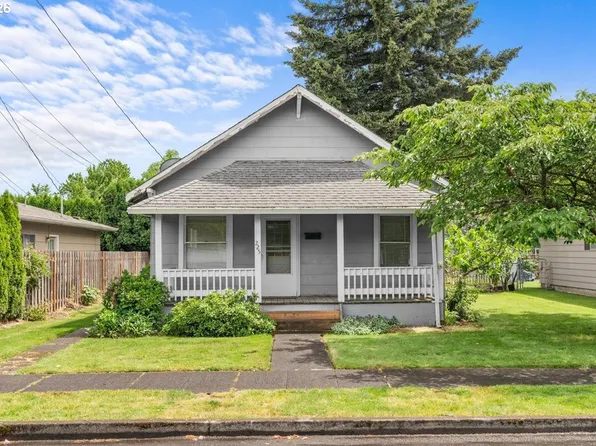 225 W Berkeley St, Gladstone, OR 97027