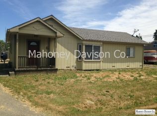967 Darlyn Way, Santa Rosa, CA 95407