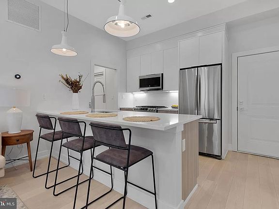 Kitchen counter