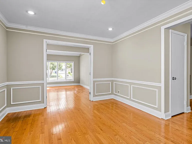 68 Franklin Dr — Photo 13