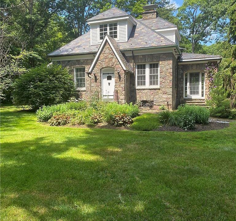1st image of 163 Goose Pond Rd