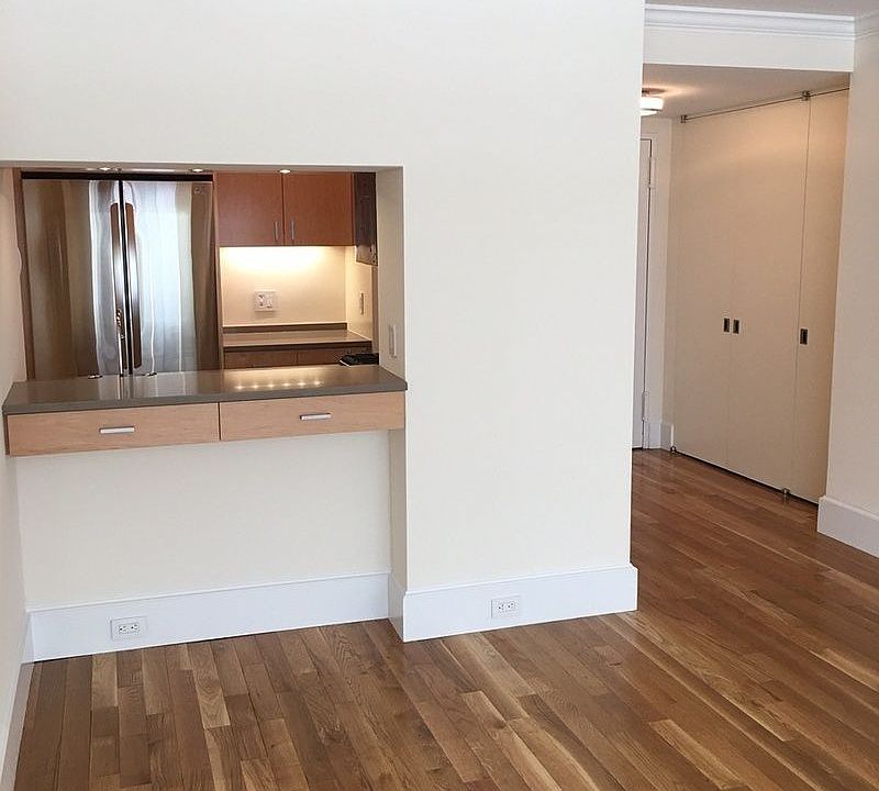 1st image of 60 W 57th St APT 6N