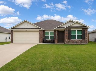 26 Curly Leaf Ln, Conway, AR 72032