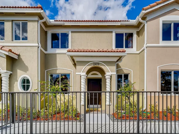 2456 SE 10th Ct, Homestead, FL 33035