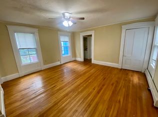 3 Crown St #2, Worcester, MA 01609