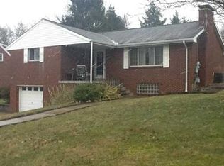 200 Chapel Ridge Dr, Glenshaw, PA 15116