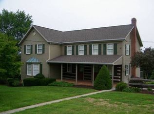 1263 Hoff Rd, Hanover, PA 17331