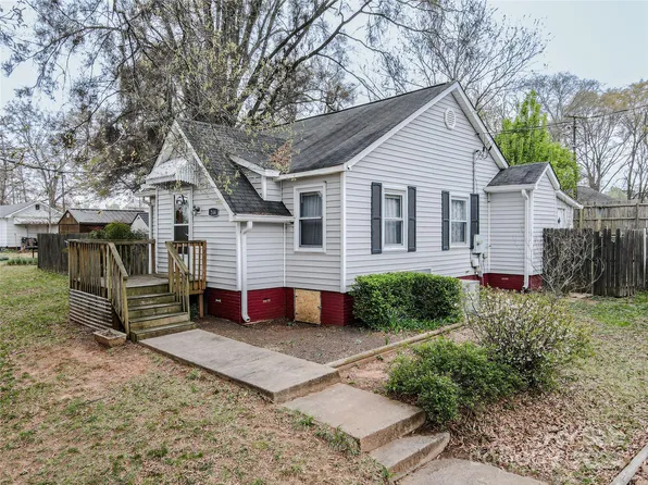 246 Oakland Rd, Spindale, NC 28160