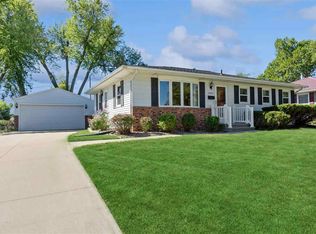 2295 17th Ave, Marion, IA 52302