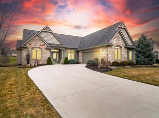 15720 Winterberry Ct, Huntertown, IN
