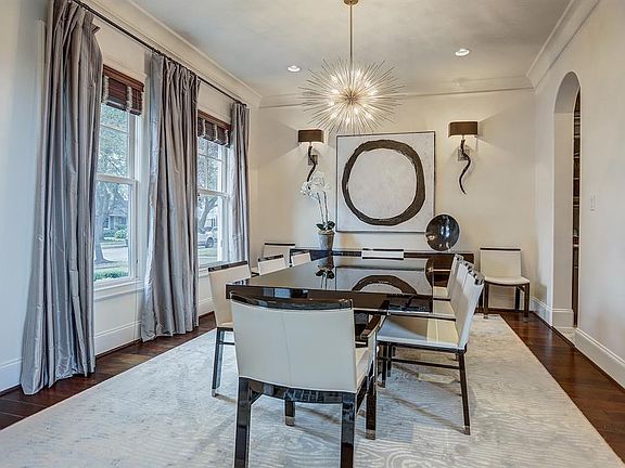 5th image of 4037 Meadow Lake Ln