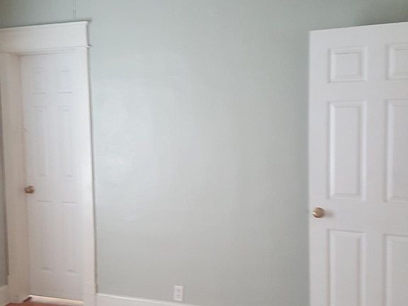 front bedroom
