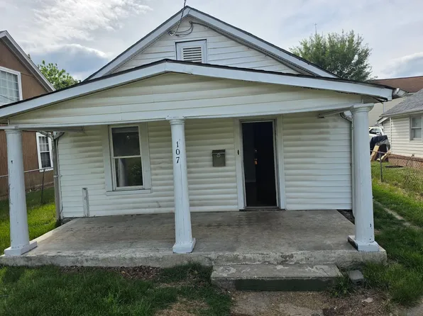 107 10th St SW, Roanoke, VA 24016